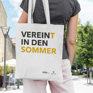 Shoppen und gratis Tasche mitnehmen